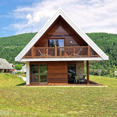 Hortenzija Near Terme * Тополщица